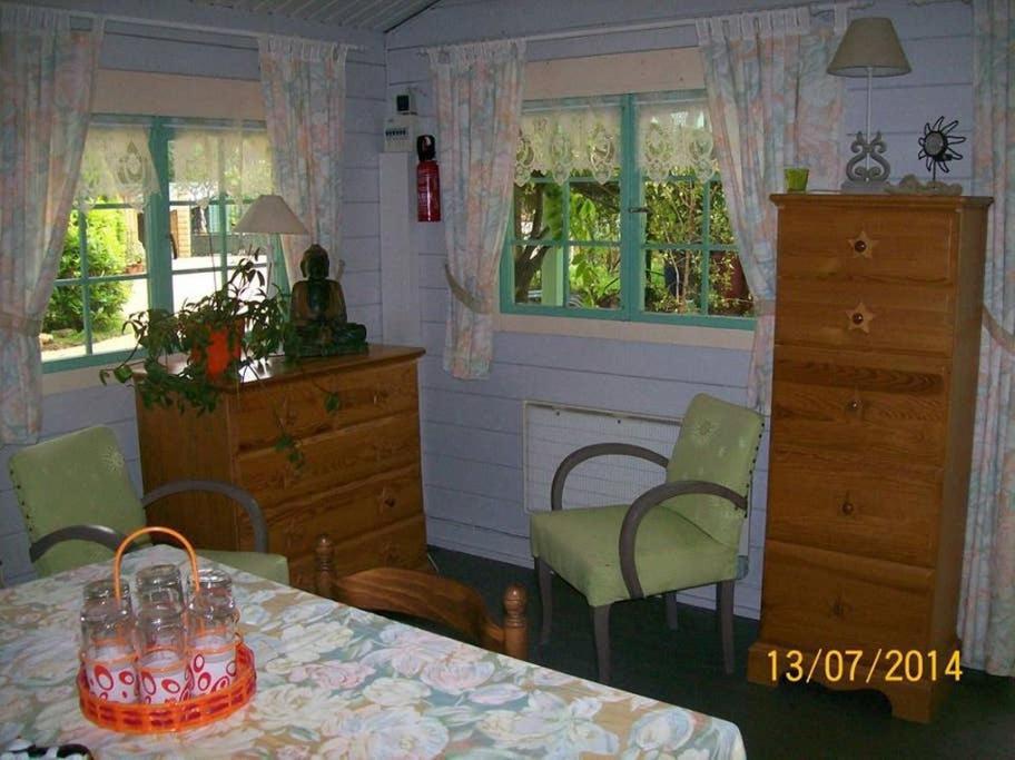 Le Chalet De La Grenouille Verte Tursac Екстериор снимка